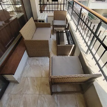 дени хоум Apartment *
