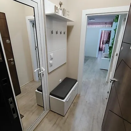 дени хоум Apartment *