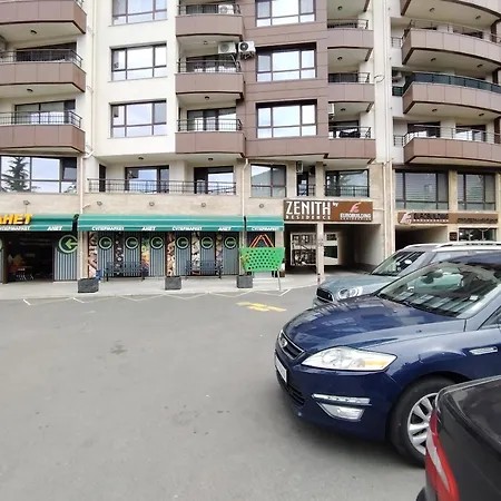 дени хоум Burgas Stad
